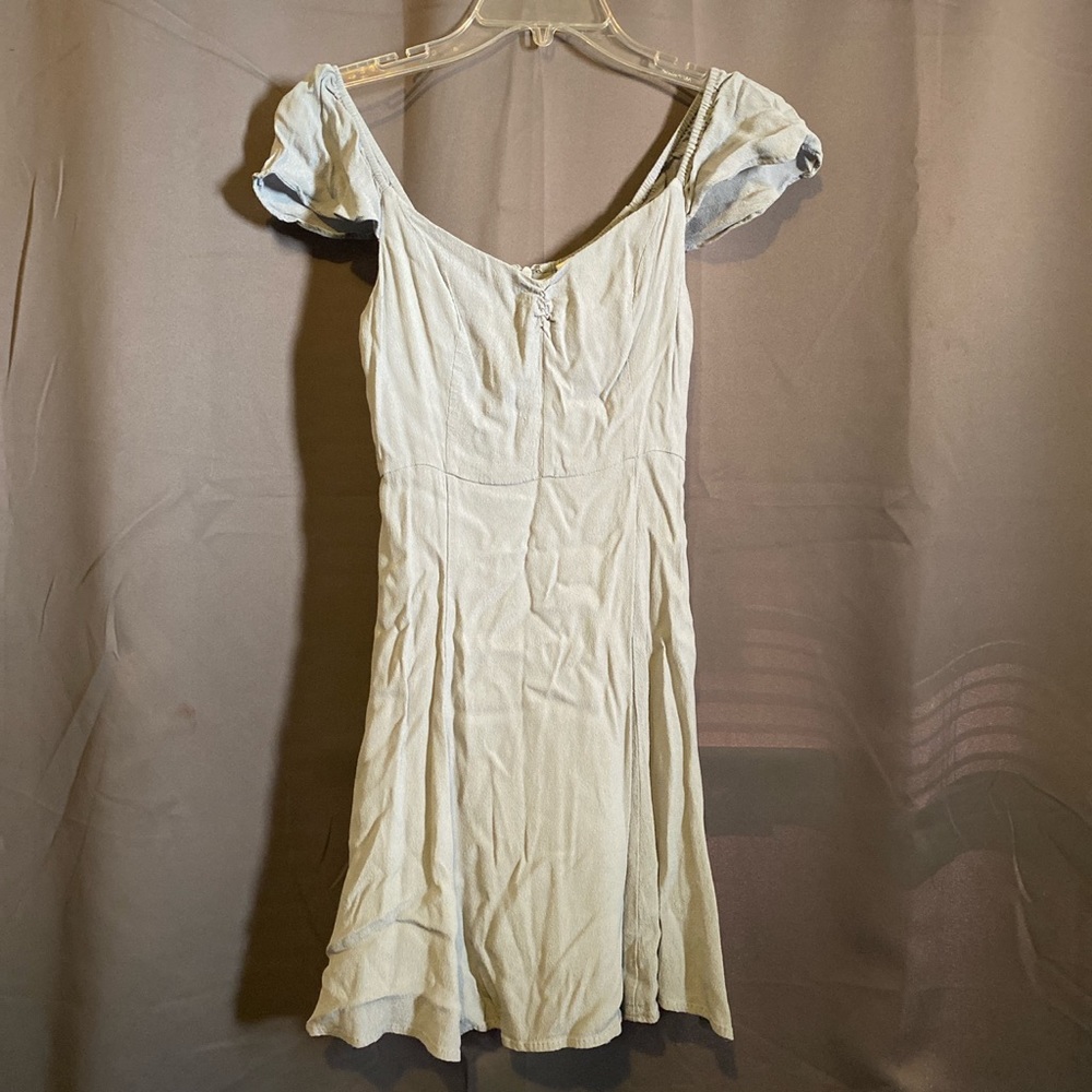 Women’s dress